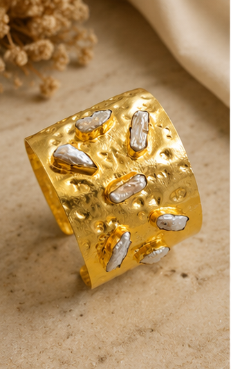 Celestial Crystal Cuff - 18 Kt Gold Pated - Decorated with Precious Stones - Perfect for all occasions - Adjustable and anti tarnish