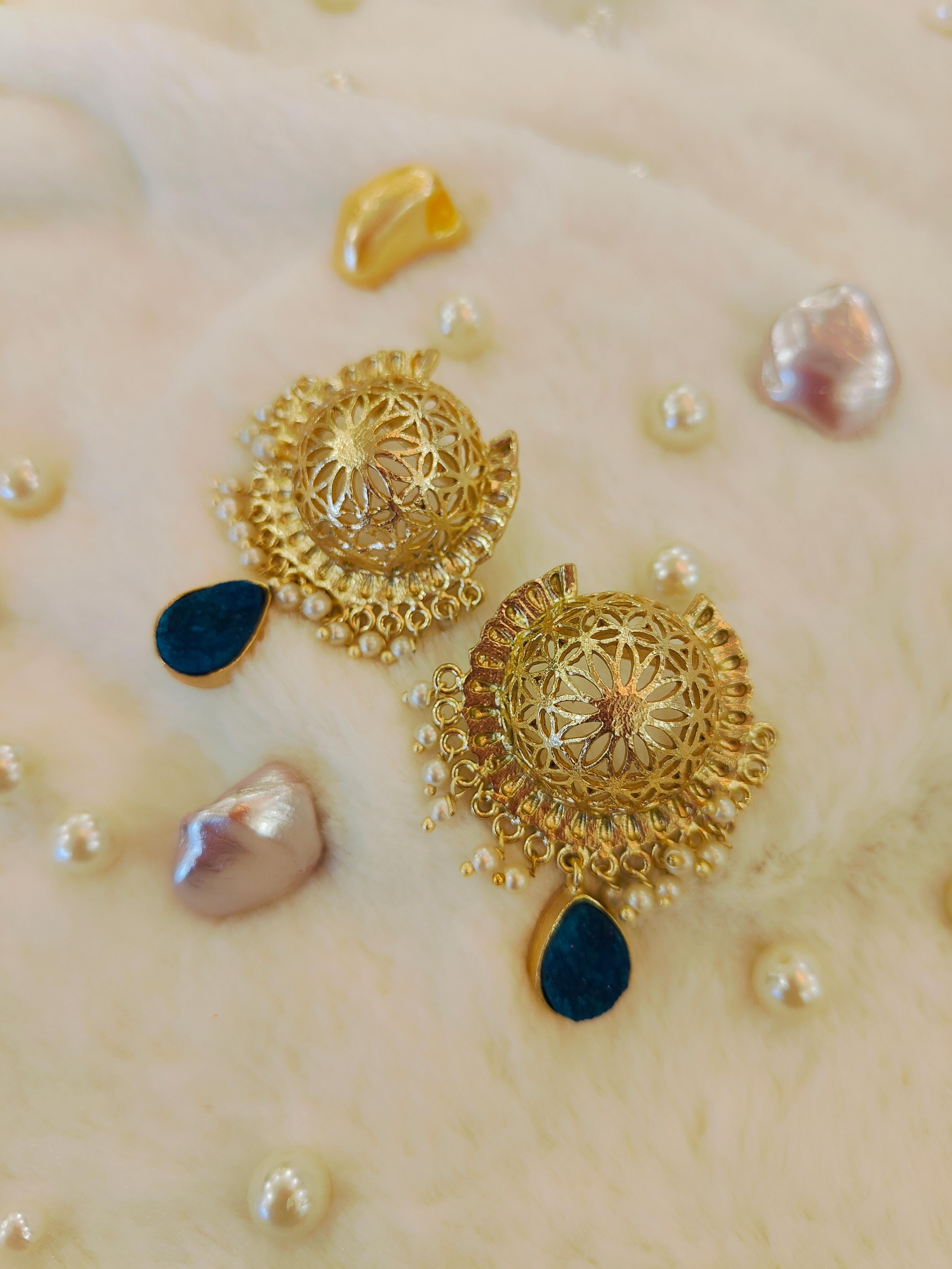 18 Kt Gold Plated dome earring royal blue druzy handing Semi Precious stone
