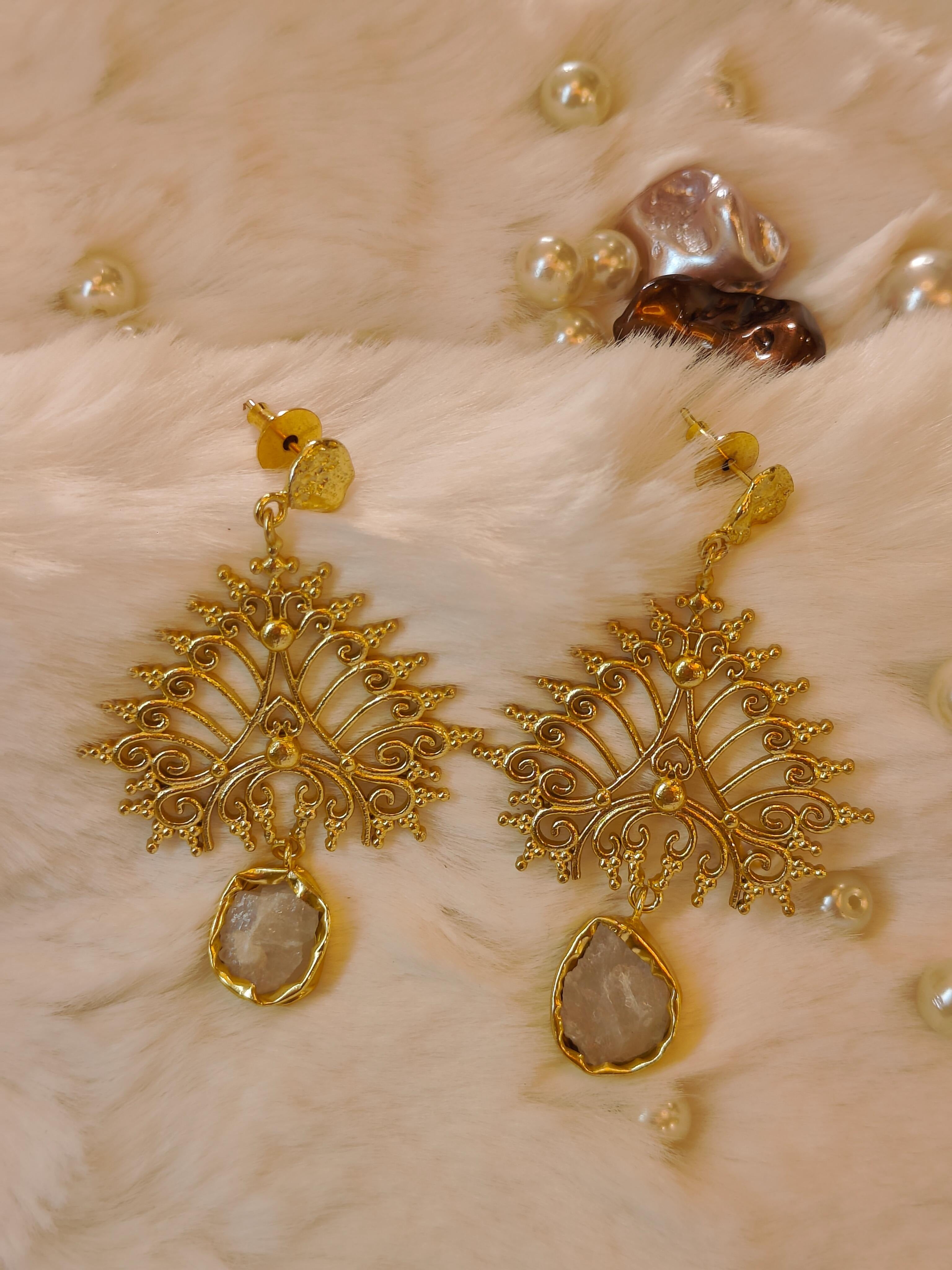 one stone hanging earring orange