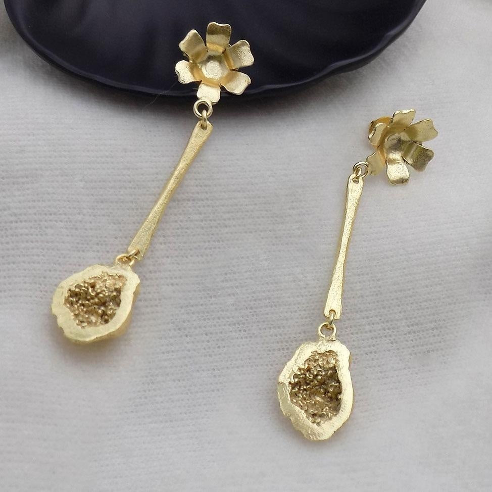 18 Kt Gold Plated Uncut stone hanging earring Semi Precious stone