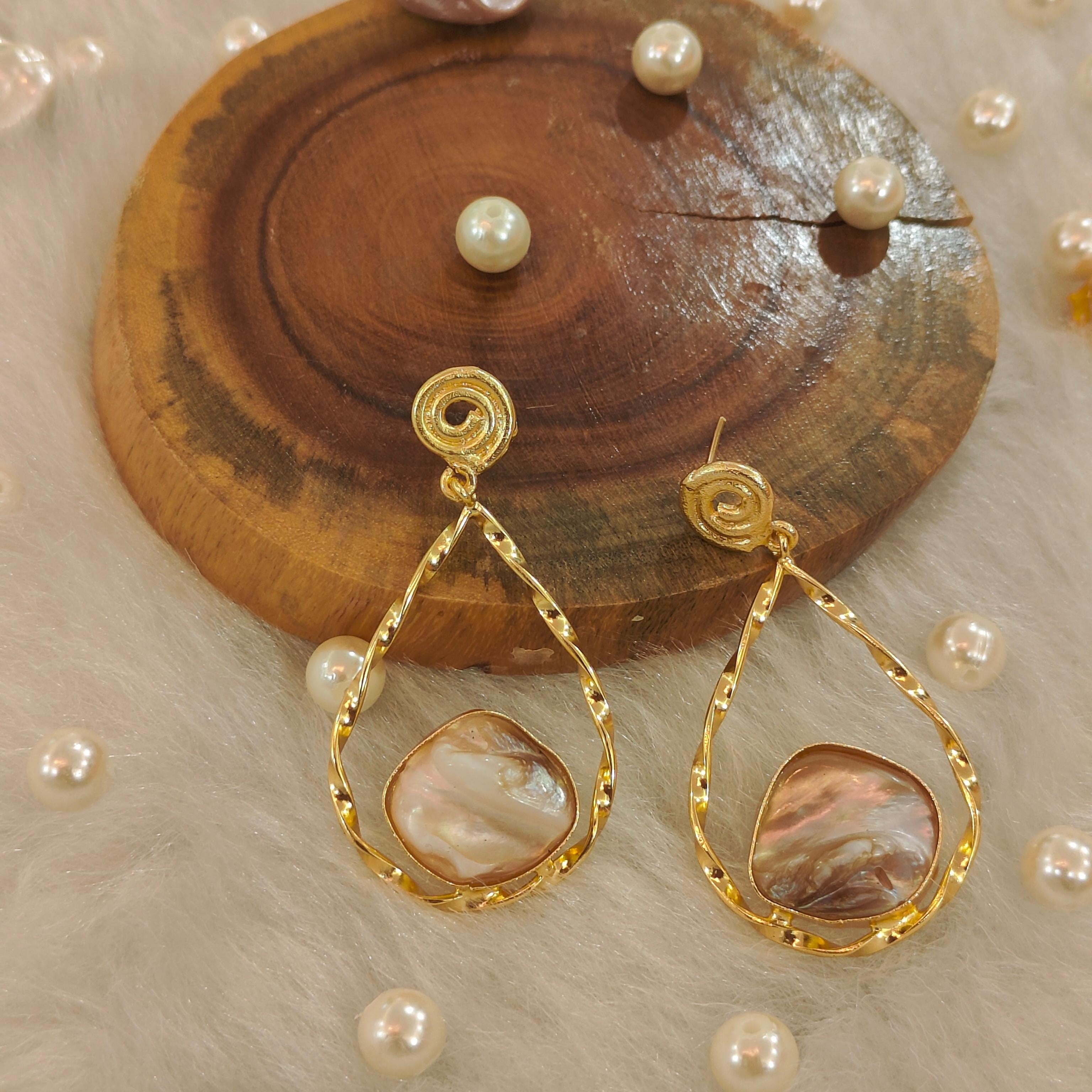 18 Kt Gold Plated Mother of pearl earring Semi Precious stone