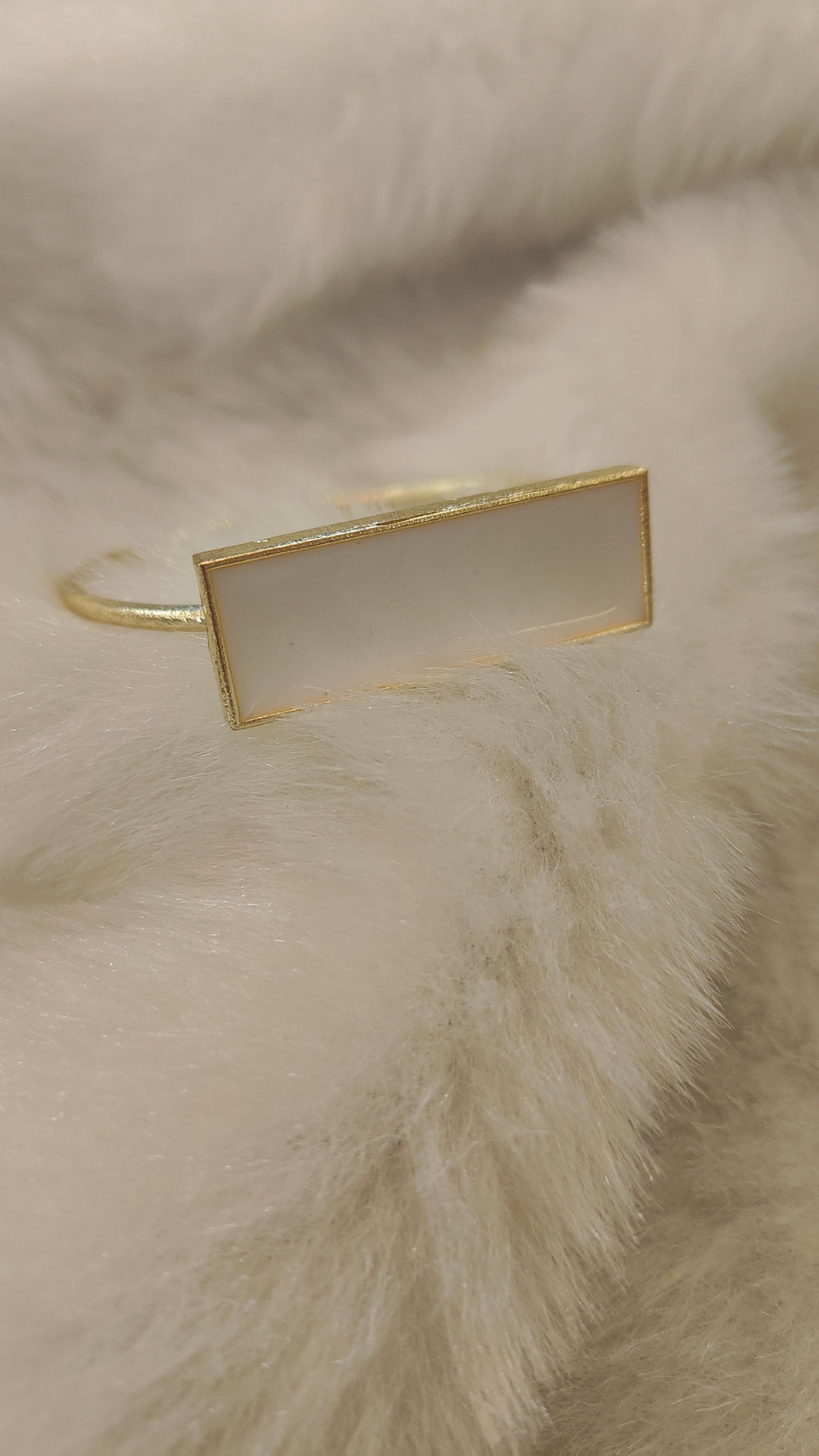 18 Kt Gold Plated - Bangle That Make You Feel luxurious - White kada Semi Precious stone