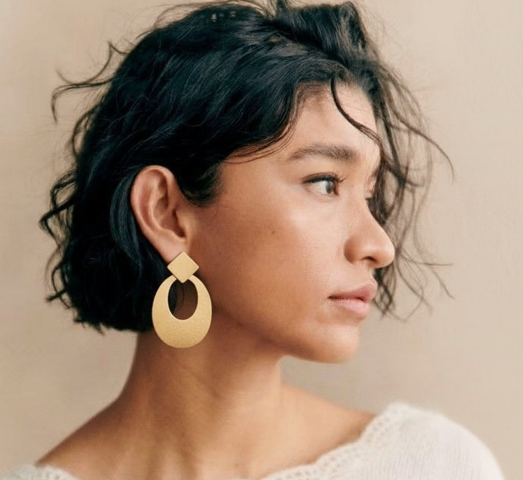 Elegant 18 kt gold plated earrings —Perfect for sensitive skin - For Your Everyday Look