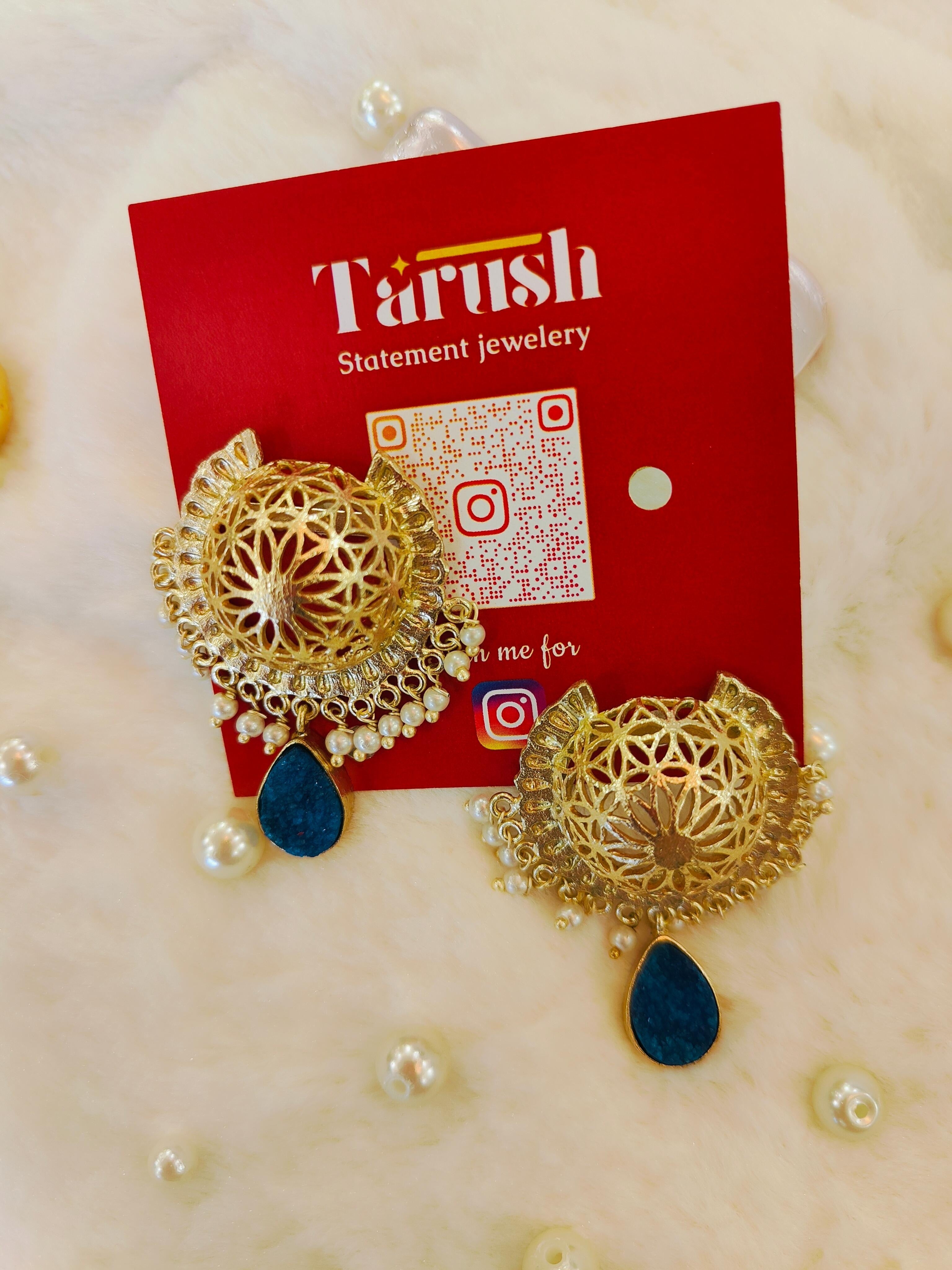 18 Kt Gold Plated dome earring royal blue druzy handing Semi Precious stone