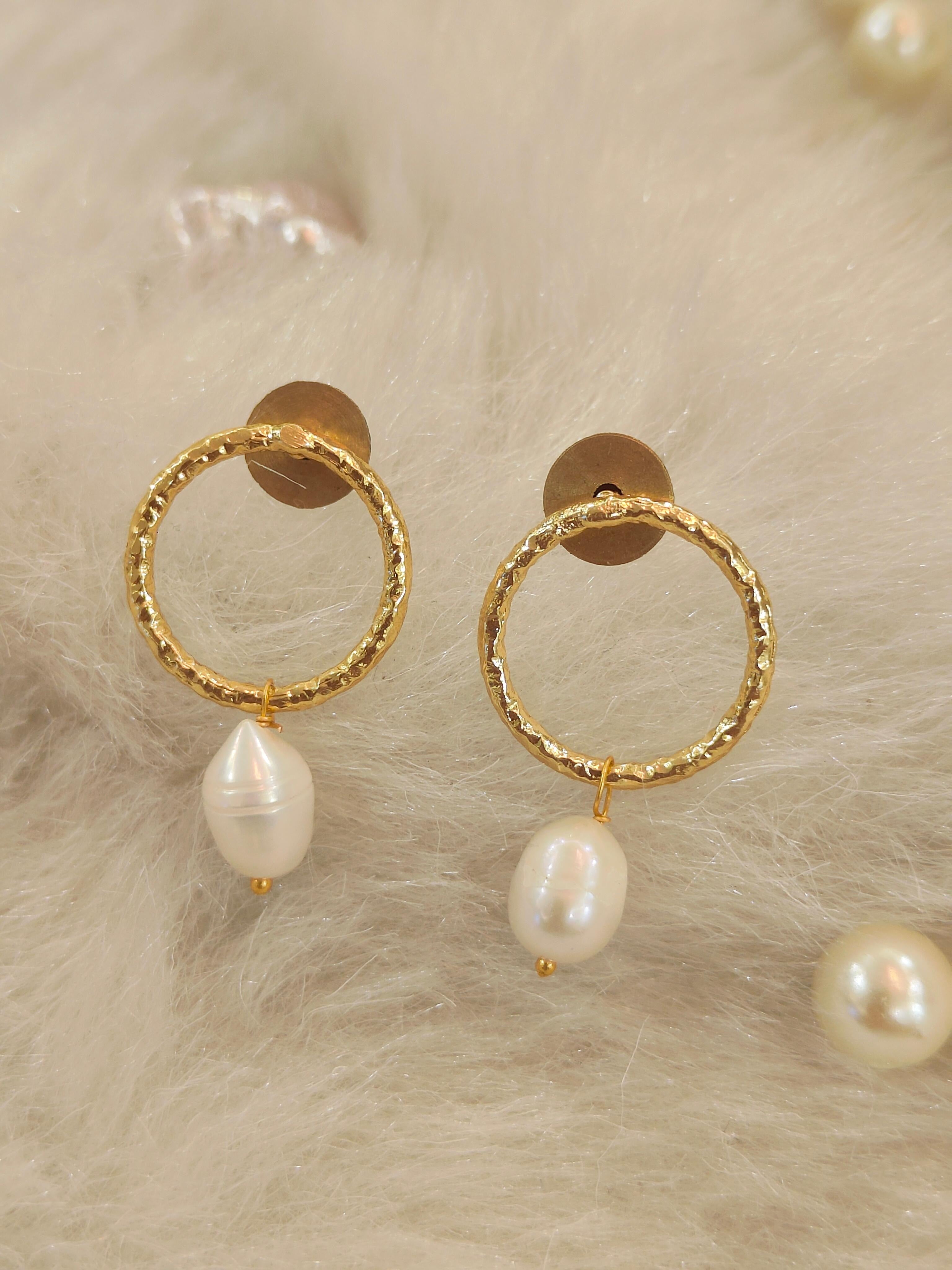 pearl drop earring