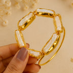 Pearl Halo Cuff - 18 Kt Gold Pated - Decorated with Pearls - Perfect for all occasions - Adjustable and anti tarnish