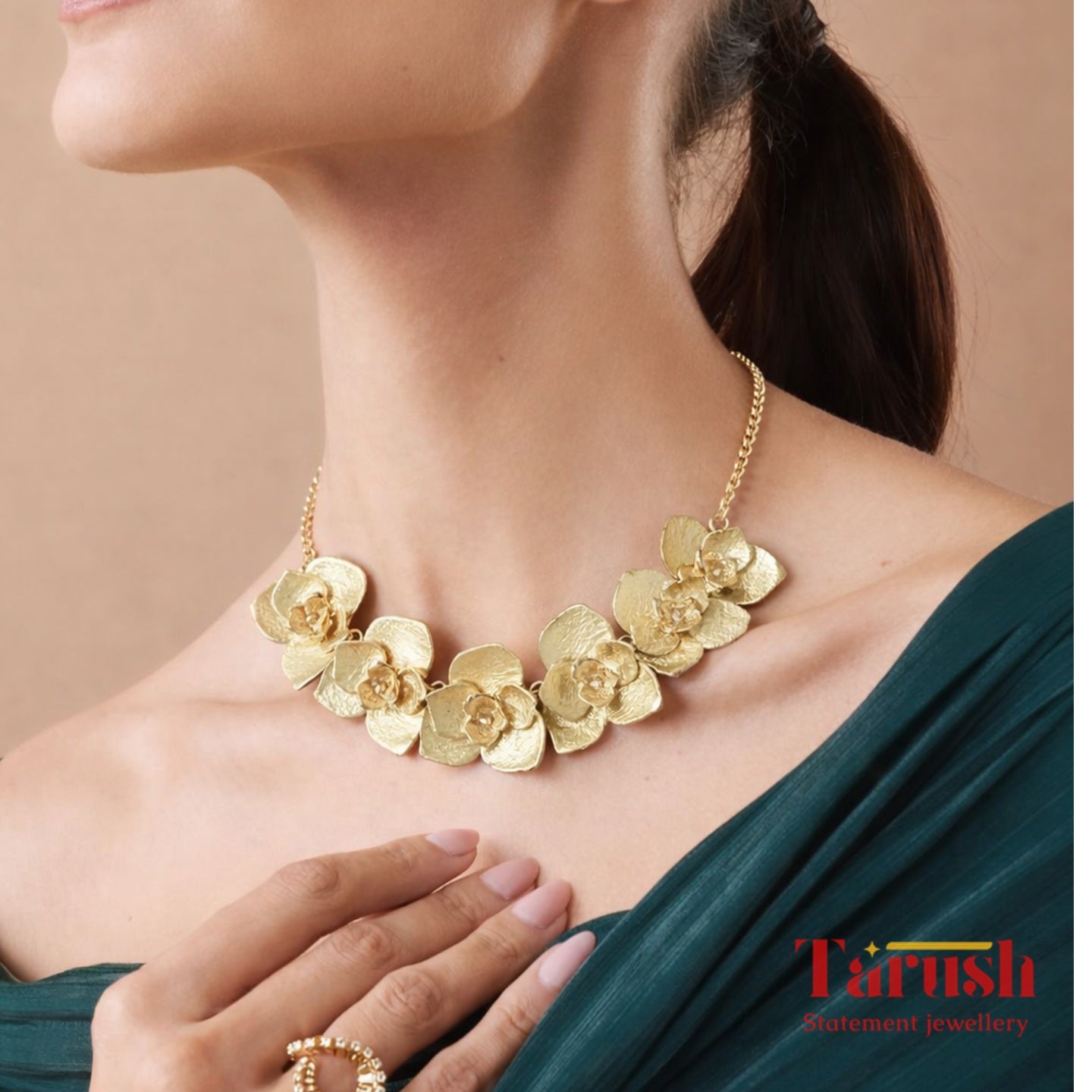 18 kt Gold Plated Flower Necklace - Perfect for Your Festive Occations