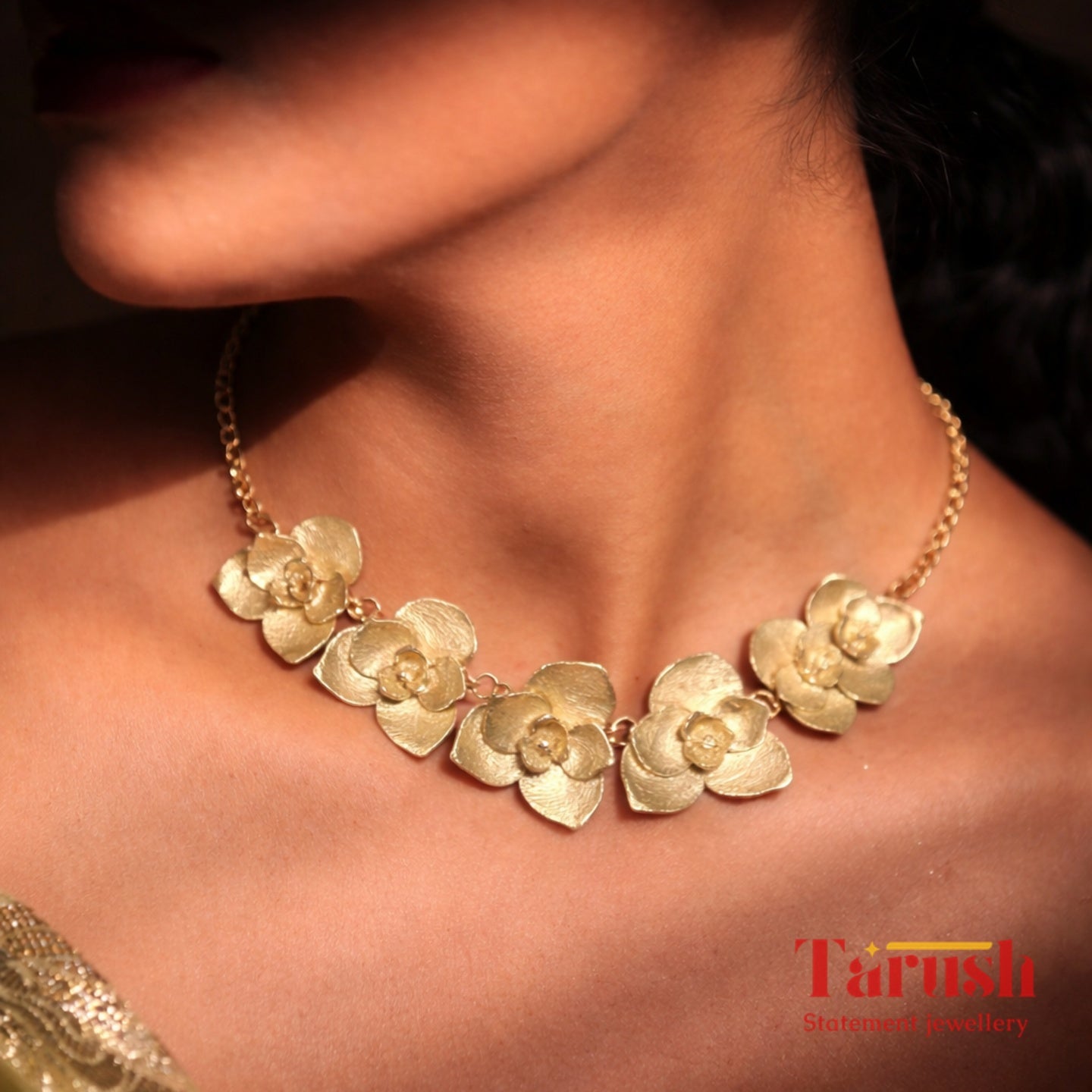 18 kt Gold Plated Flower Necklace - Perfect for Your Festive Occations