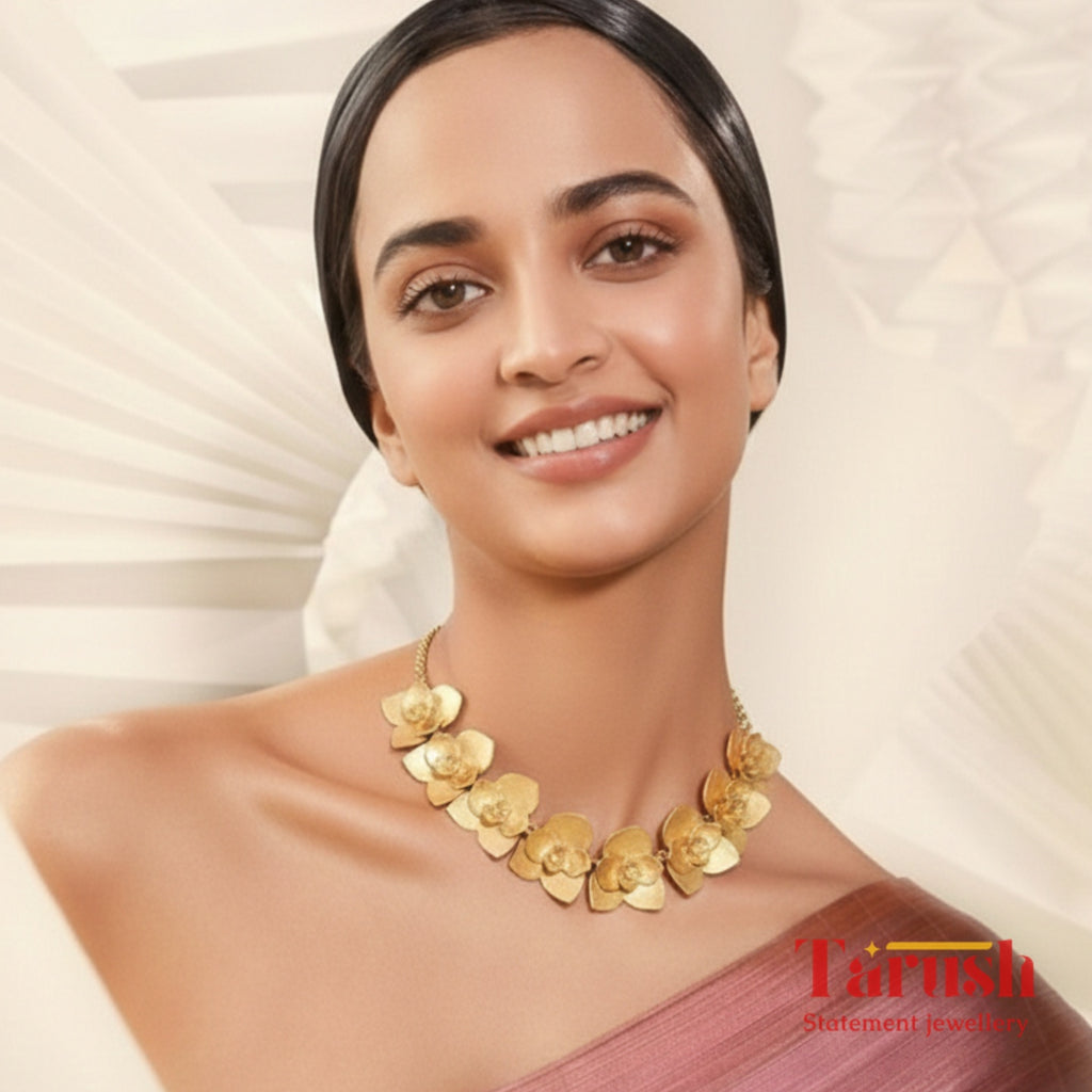 18 kt Gold Plated Flower Necklace - Perfect for Your Festive Occations
