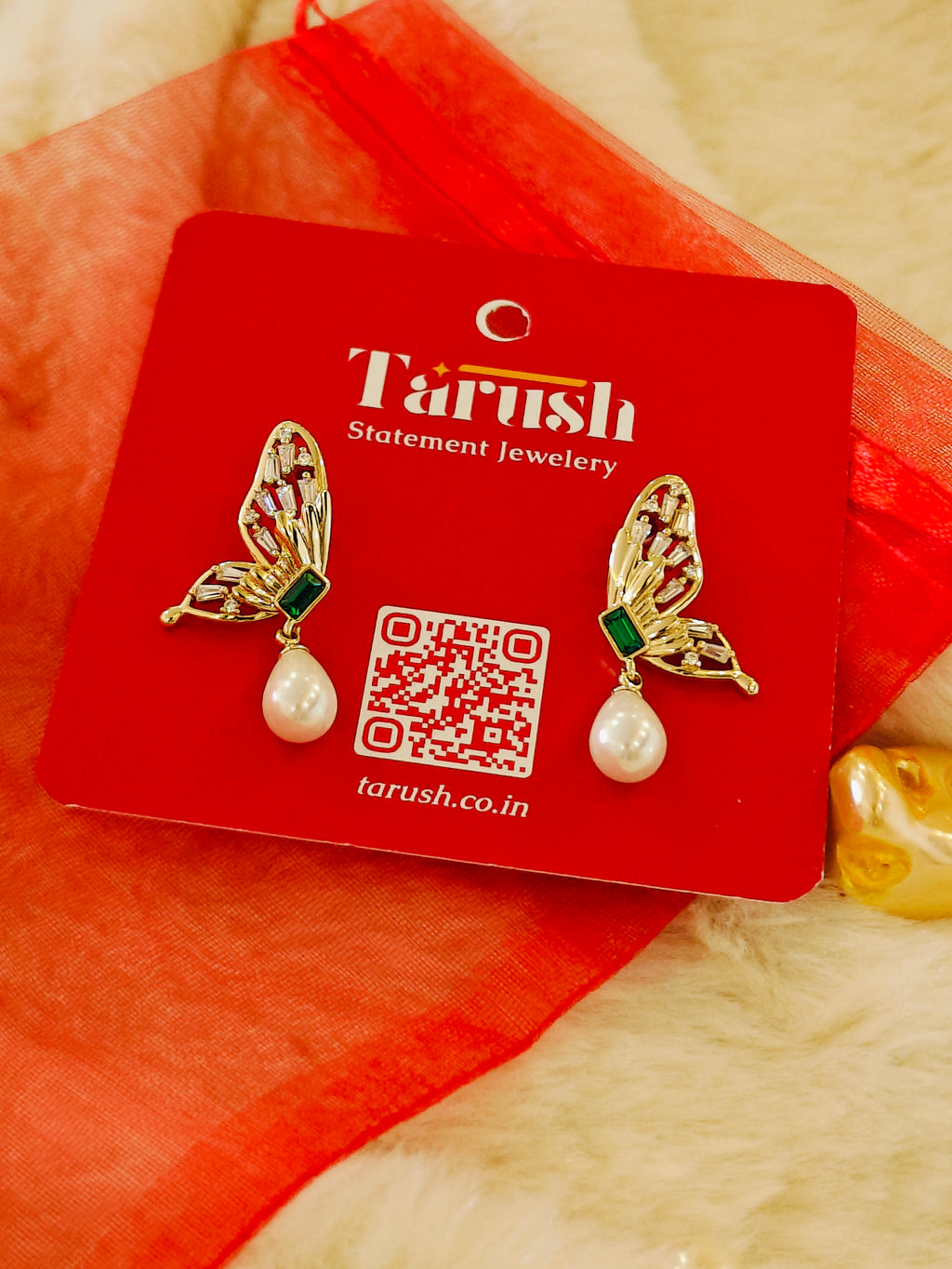 Zircon earring