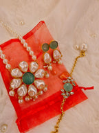 18 Kt Gold Plated Pearl Necklace with braclet Semi Precious stone