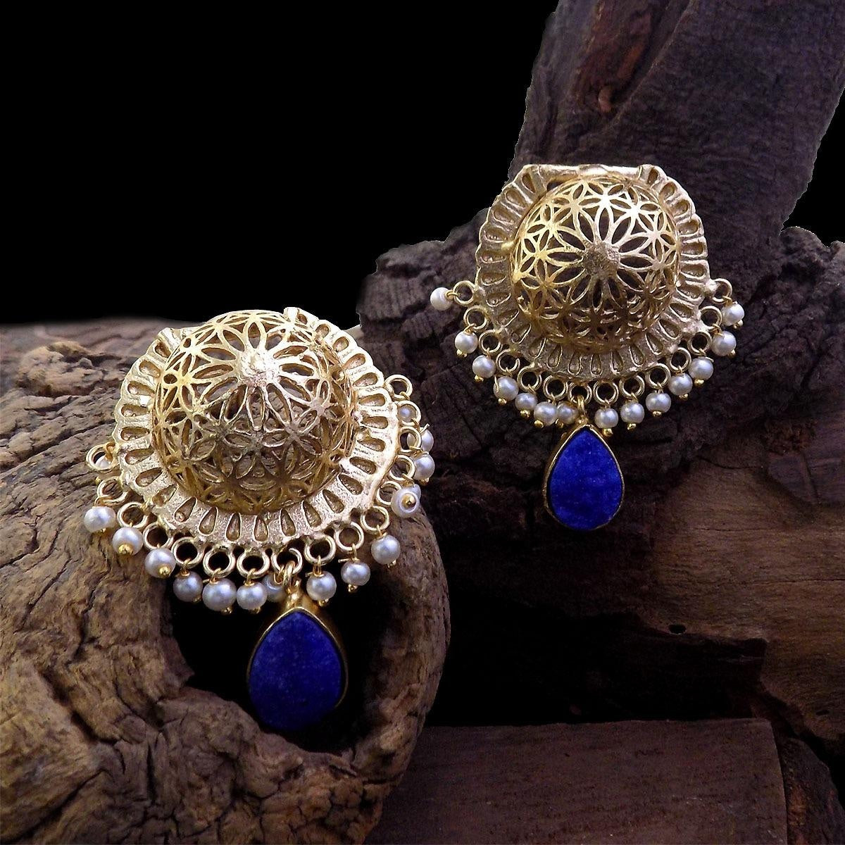18 Kt Gold Plated dome earring royal blue druzy handing Semi Precious stone