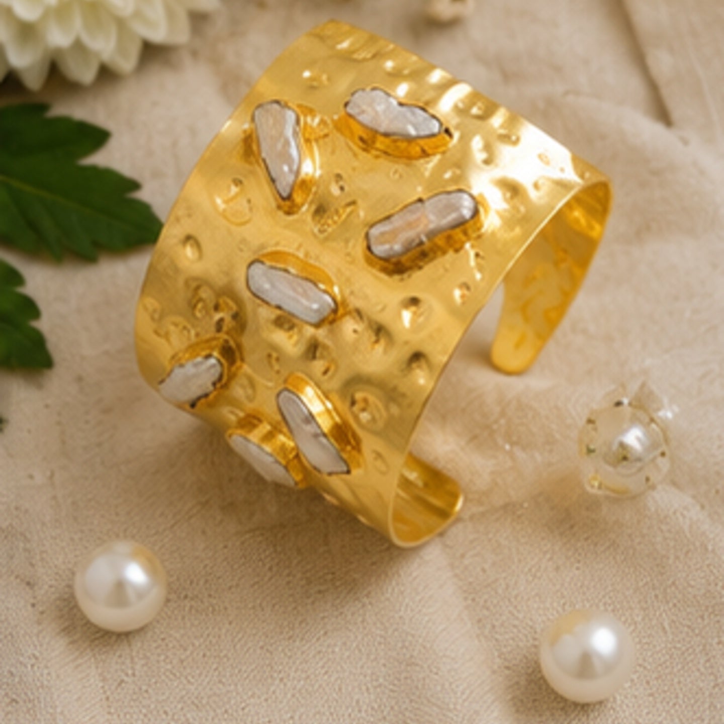 Celestial Crystal Cuff - 18 Kt Gold Pated - Decorated with Precious Stones - Perfect for all occasions - Adjustable and anti tarnish