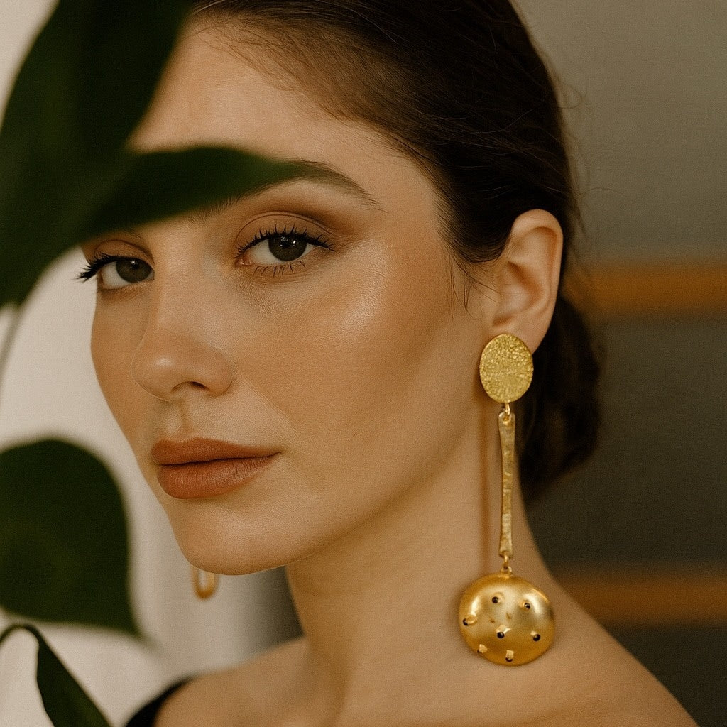 long spoke earring gold and black