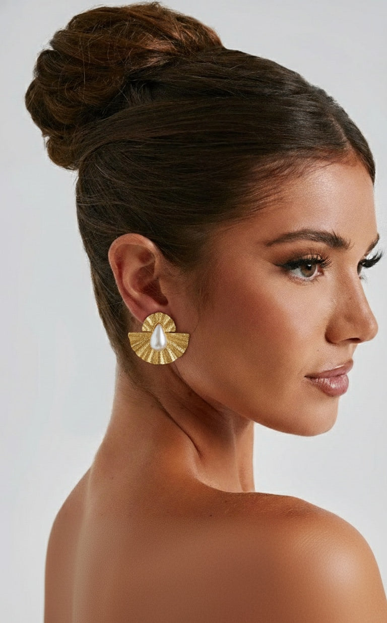 18 Kt Gold Plated fan white earring Semi Precious stone