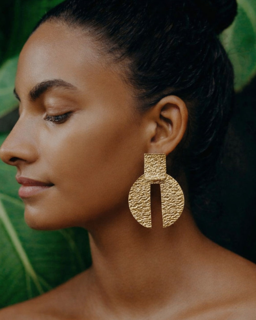 18 Kt Gold Plated 18 kt Gold Abstract Earring - Perfect for Your Office Wear Semi Precious stone