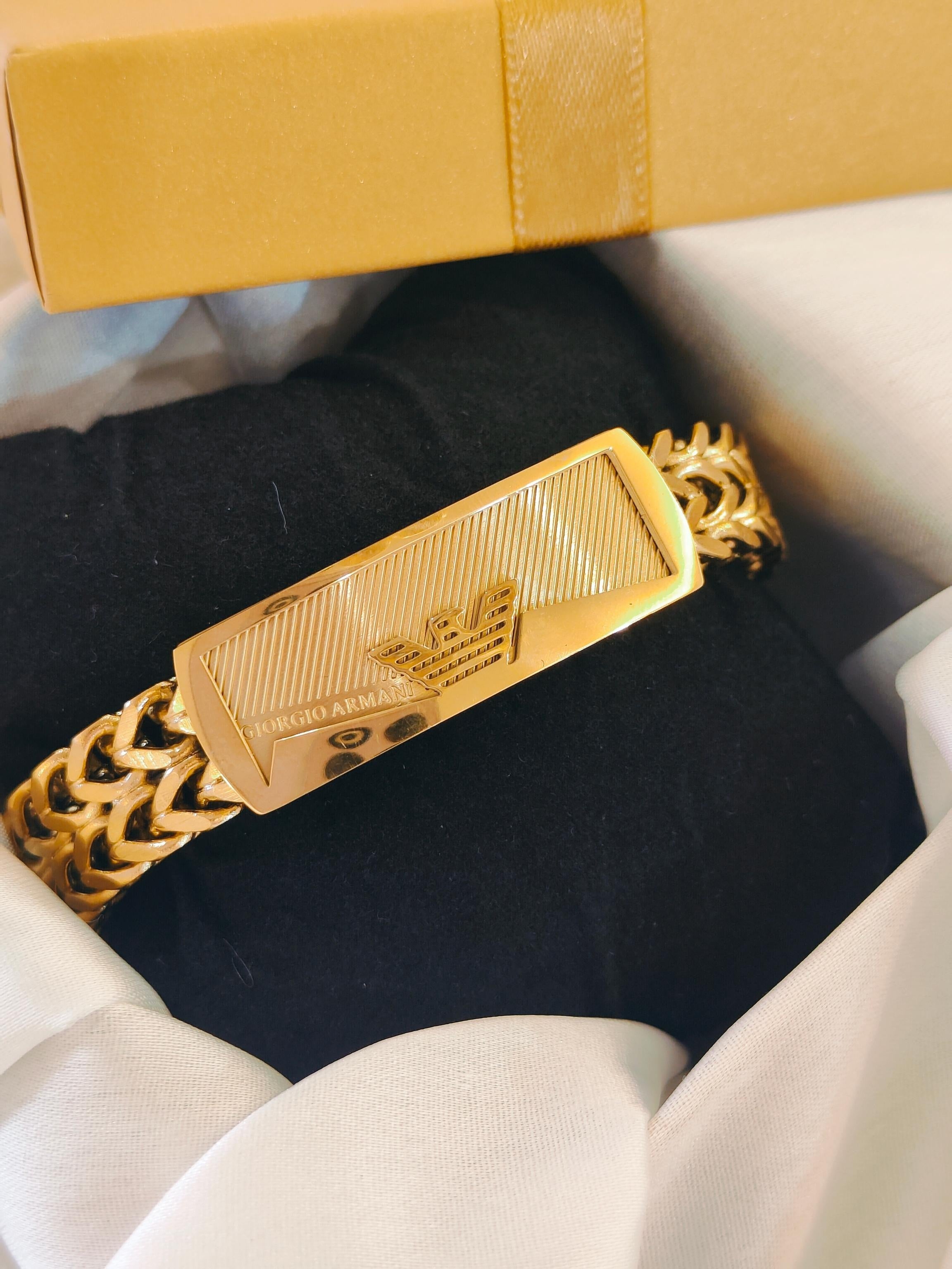 18 Kt Gold Plated Men Braclet Gold A Semi Precious stone