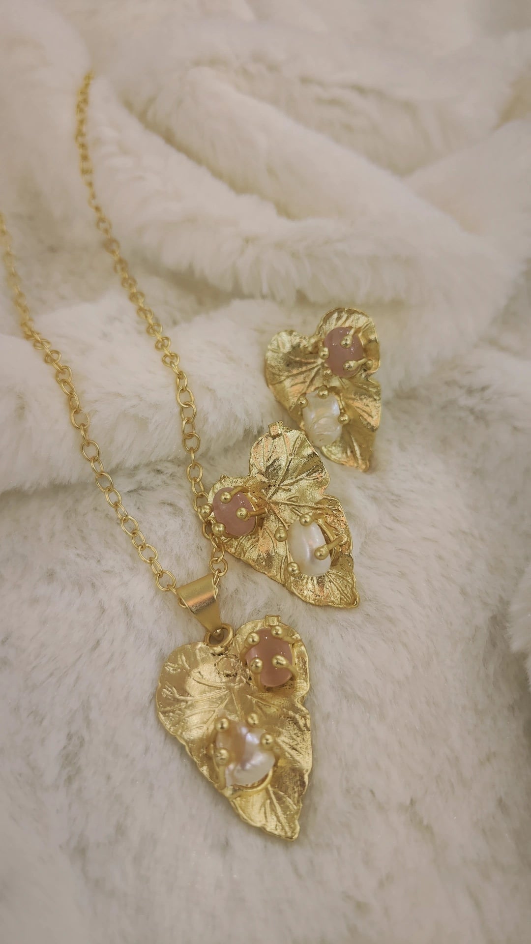 18 Kt Gold Plated leaf necklace with earring Semi Precious stone