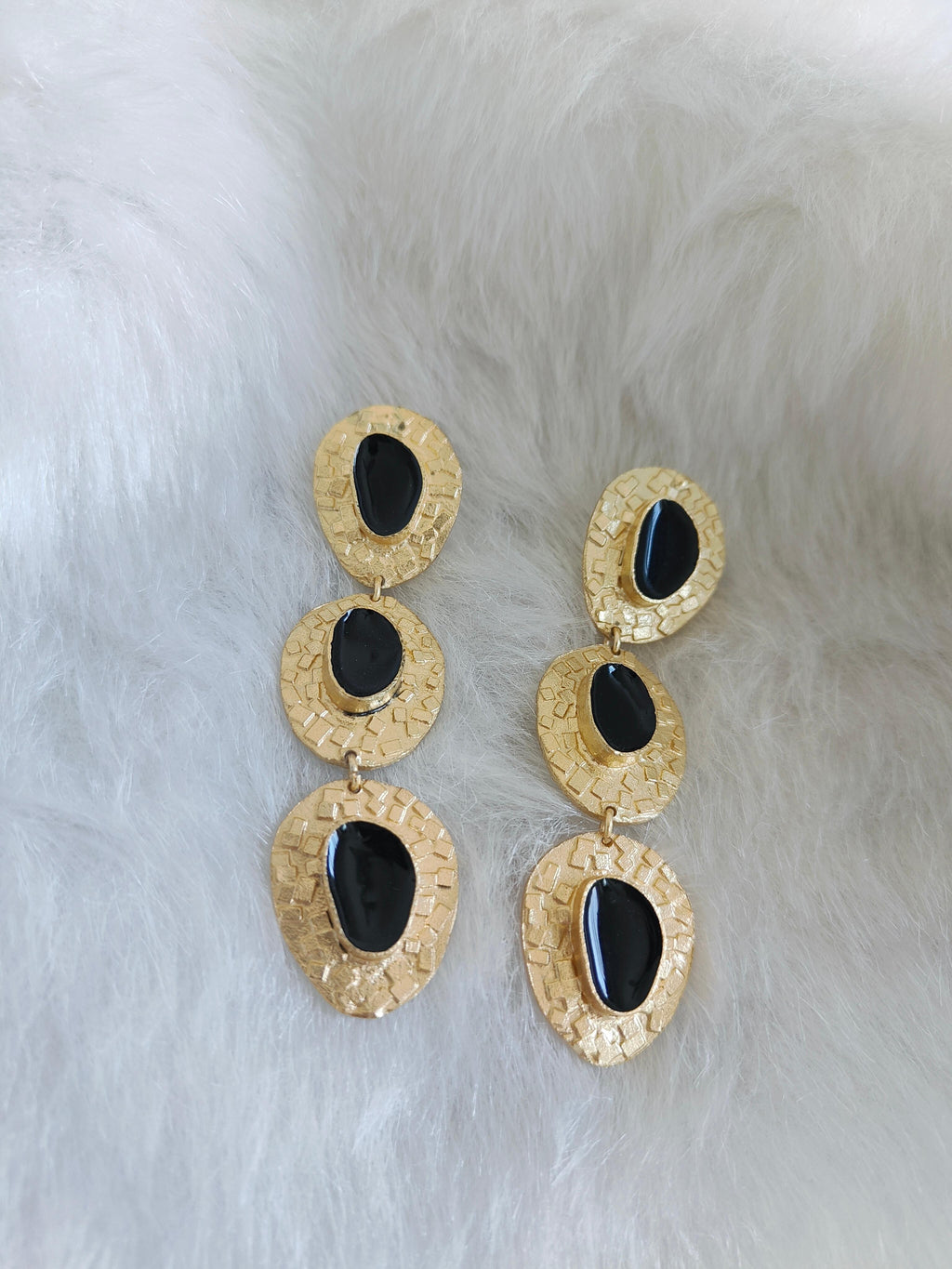 18 Kt Gold Plated 18kt Gold Plated Black Dangler Enamel Earring - Perfect for your Parties Semi Precious stone