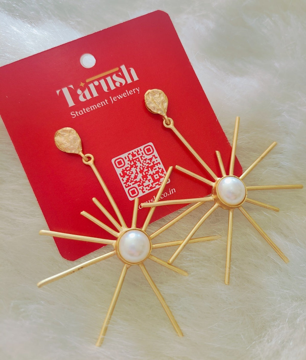 18 Kt Gold Plated Sun pearl and gold earrings Semi Precious stone