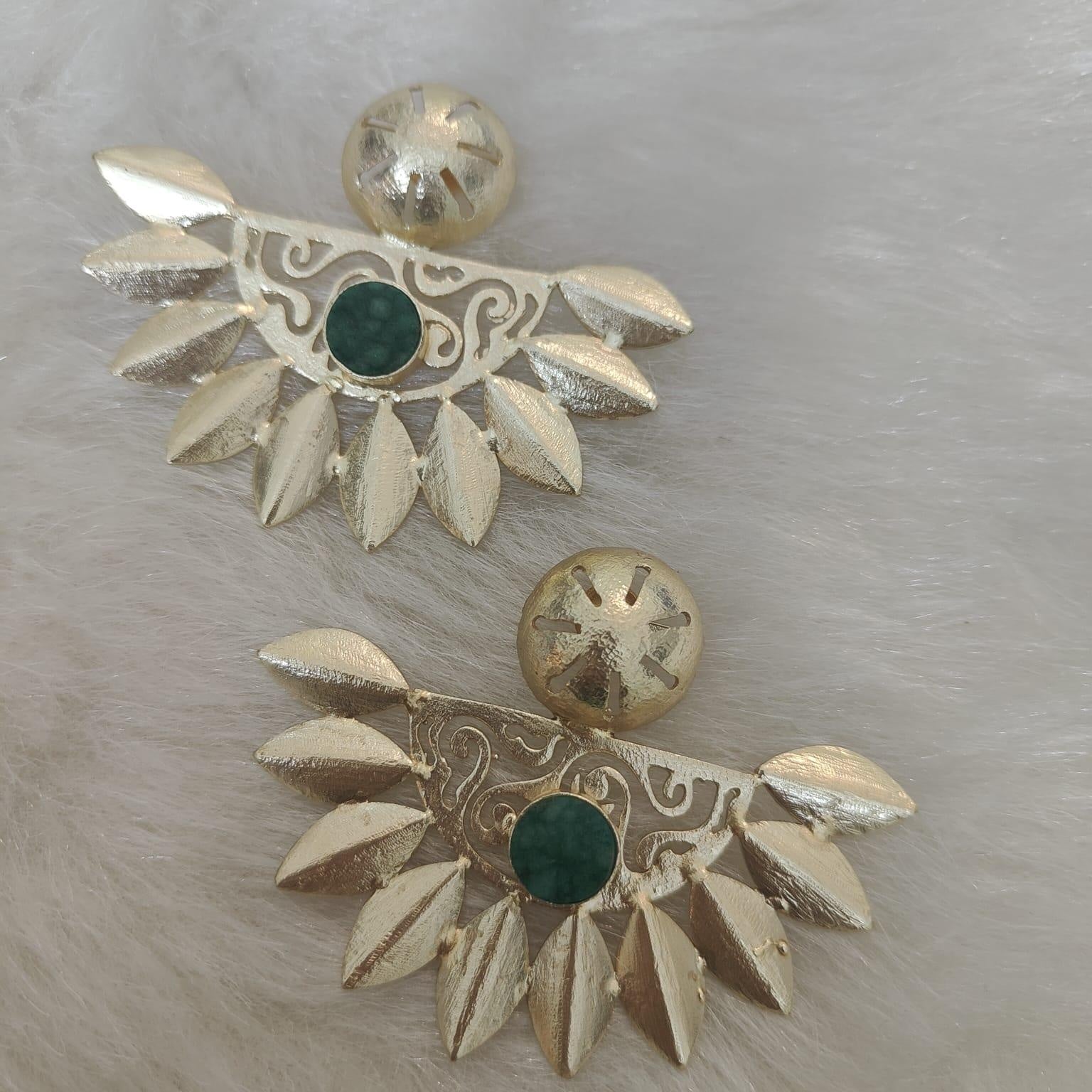 18 Kt Gold Plated Earrings Decorated with Natural Semi-Precious Green Druzy Stone - Perfect for Your Festivals Semi Precious stone